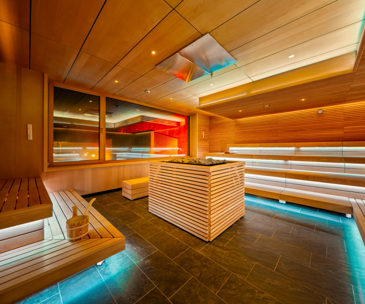 Therme Zillertal Garden Sauna