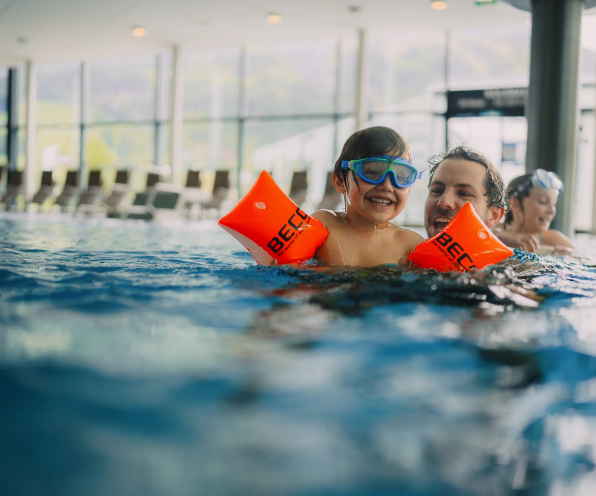 Erlebnisbecken Therme Zillertal